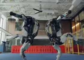 波士顿动力机器人跳舞